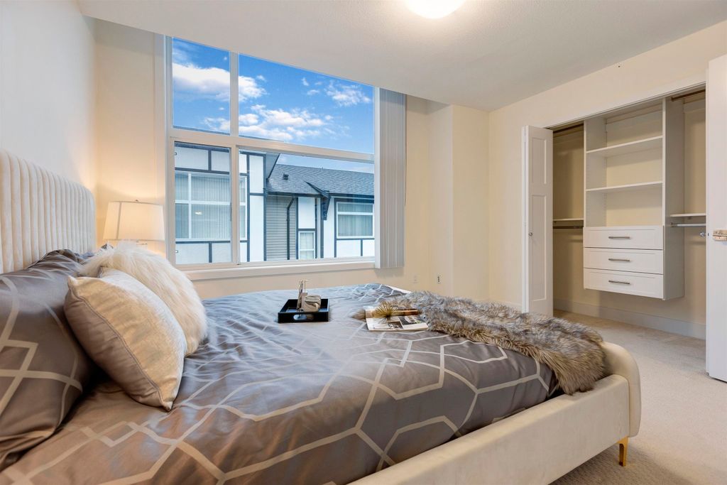 listing image 1104539590299398519