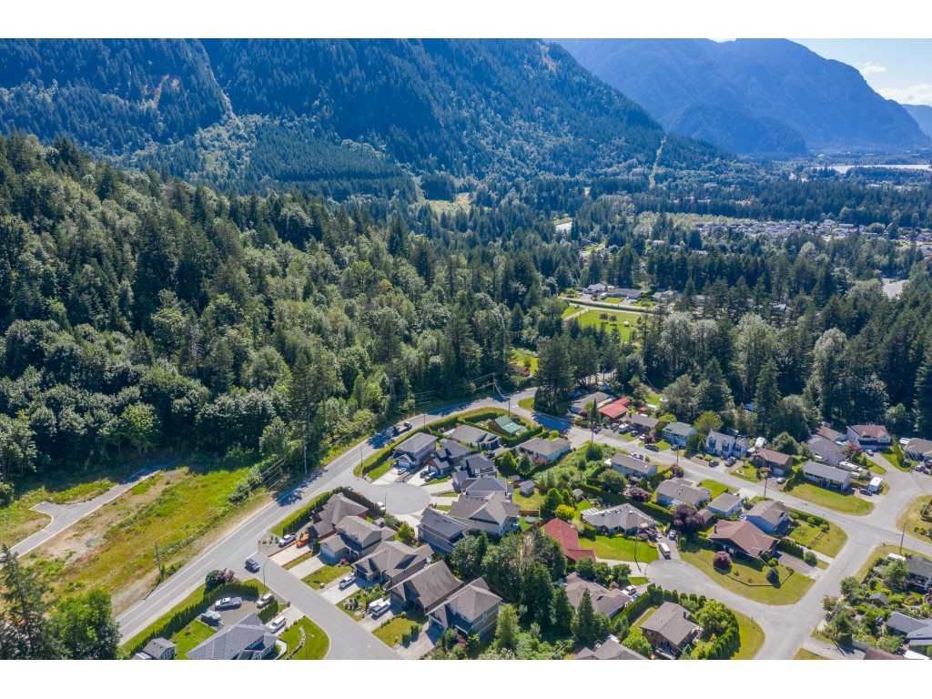 listing image 1109761340313129548