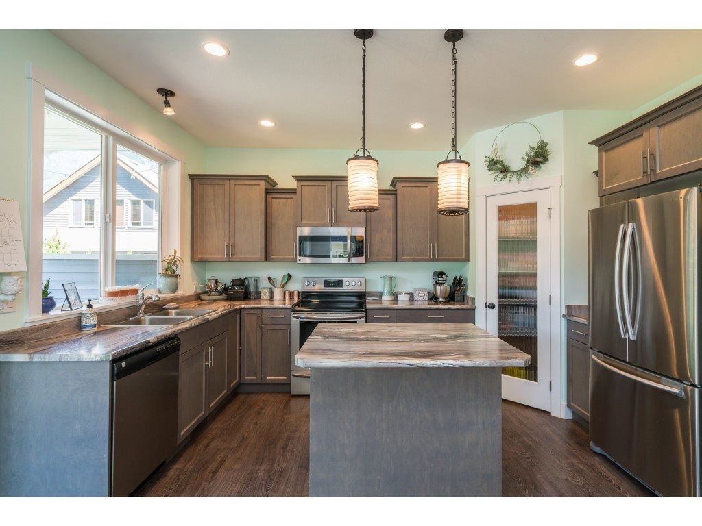 listing image 1108996266843311979