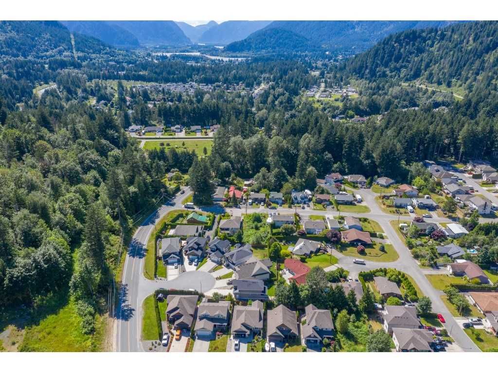 listing image 1108312997923275844
