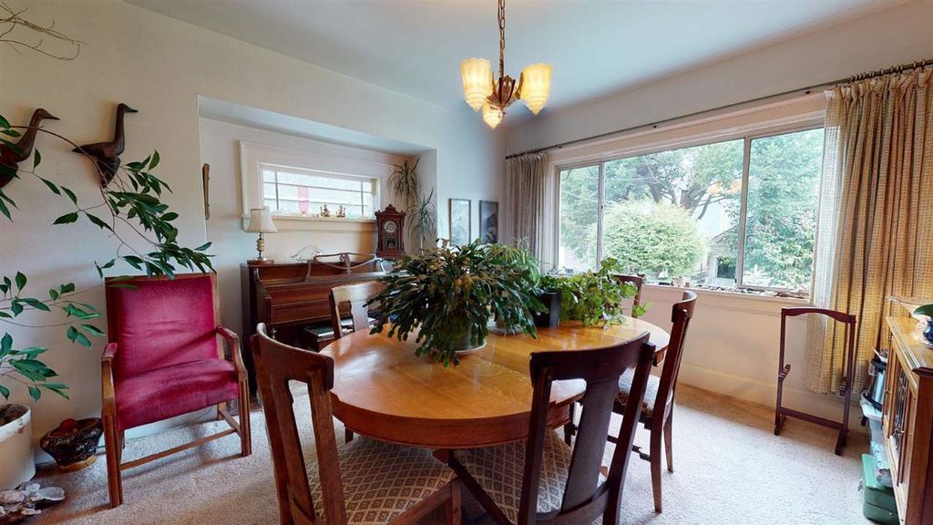 listing image 1102324572669402467