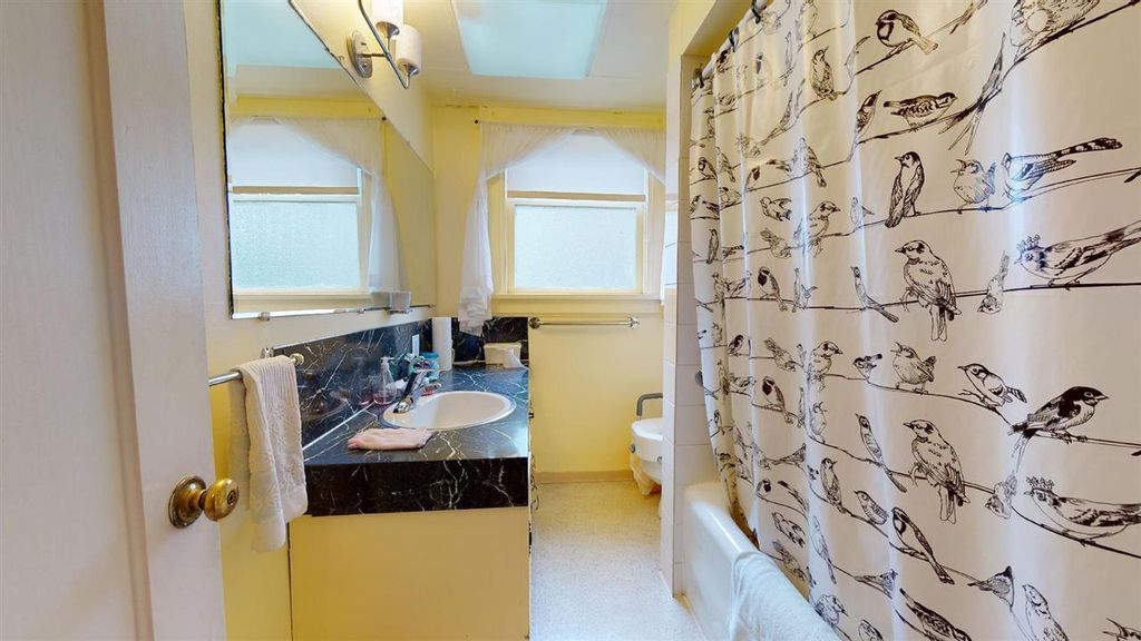 listing image 1109846651042339514