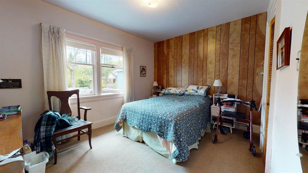 listing image 1102651134144630928