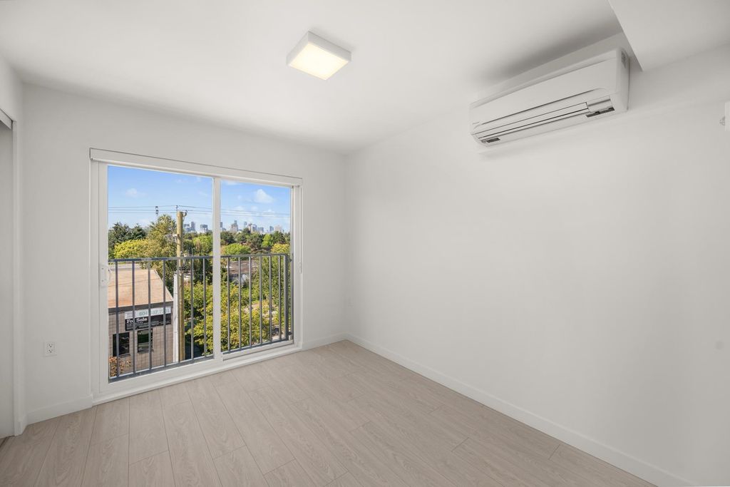 listing image 1107362940347244796