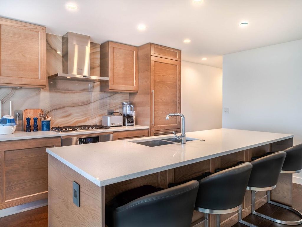 listing image 1100074138973695450