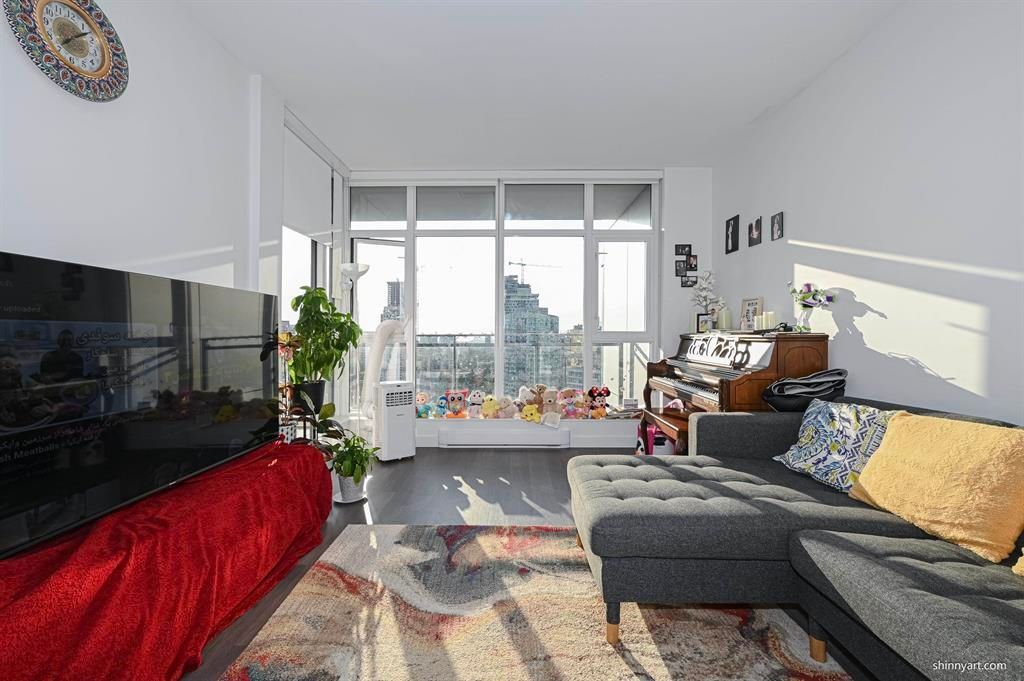 listing image 1100046675006147878