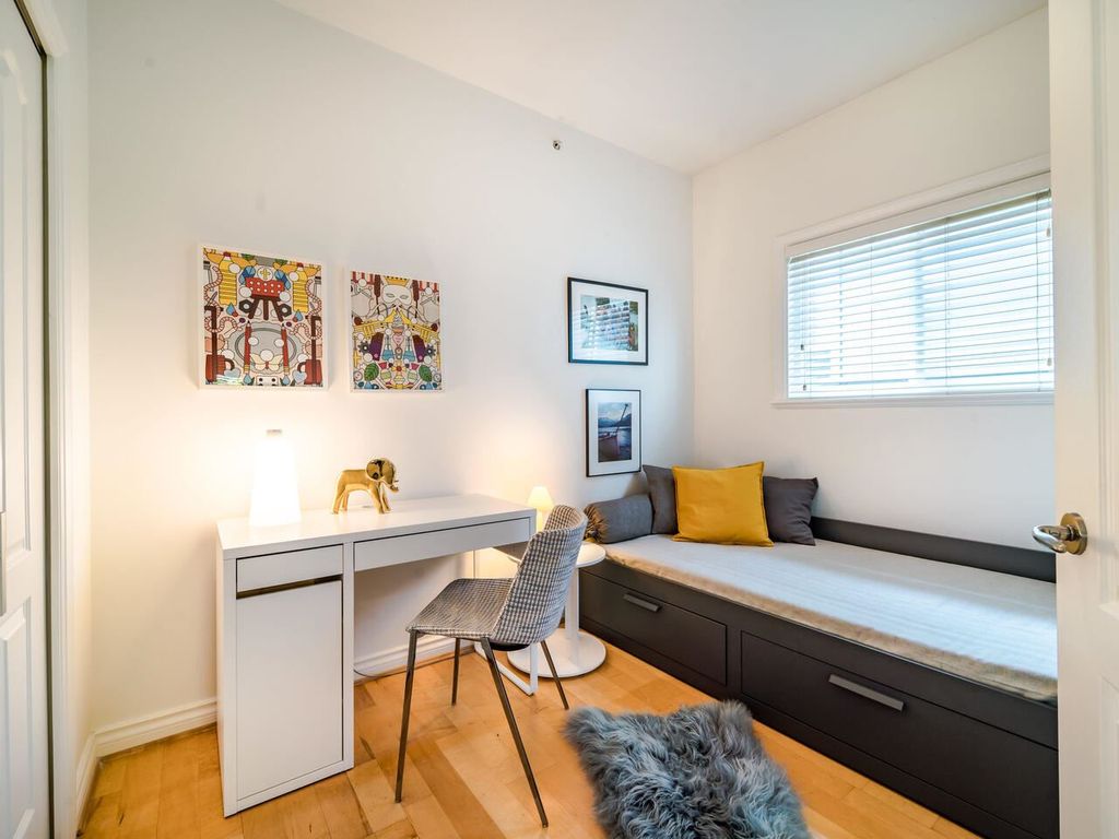 listing image 1109365425165659005