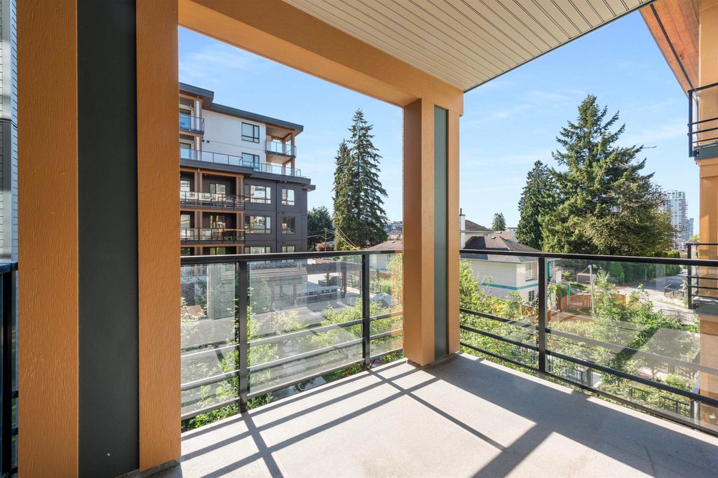 listing image 1102053782467446940