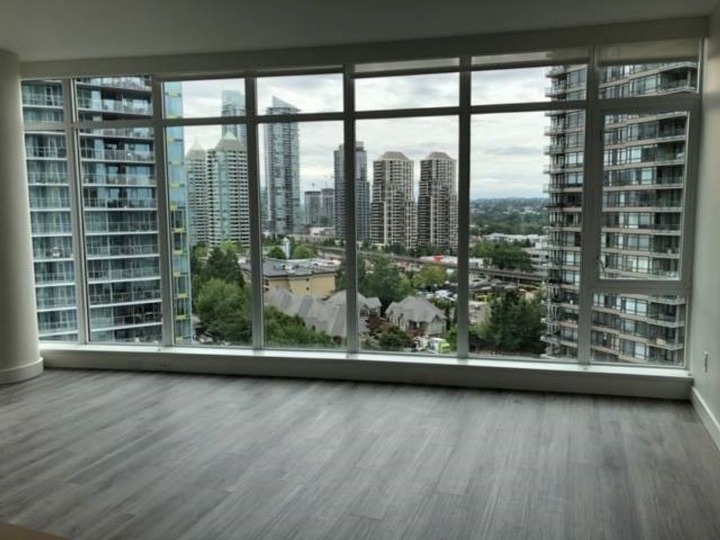 listing image 1100274274500206592