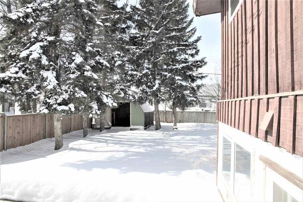 listing image 1100661276850410025