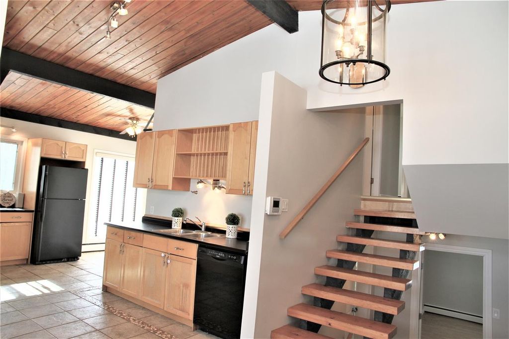 listing image 1104664956904074637