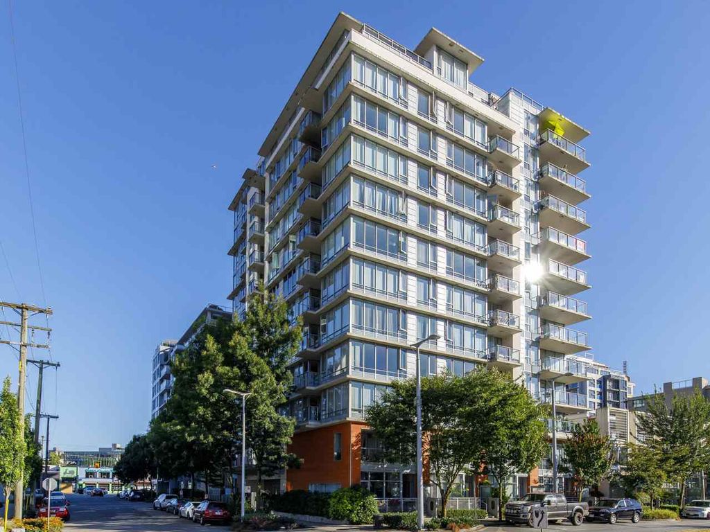 listing image 1104633040357744877