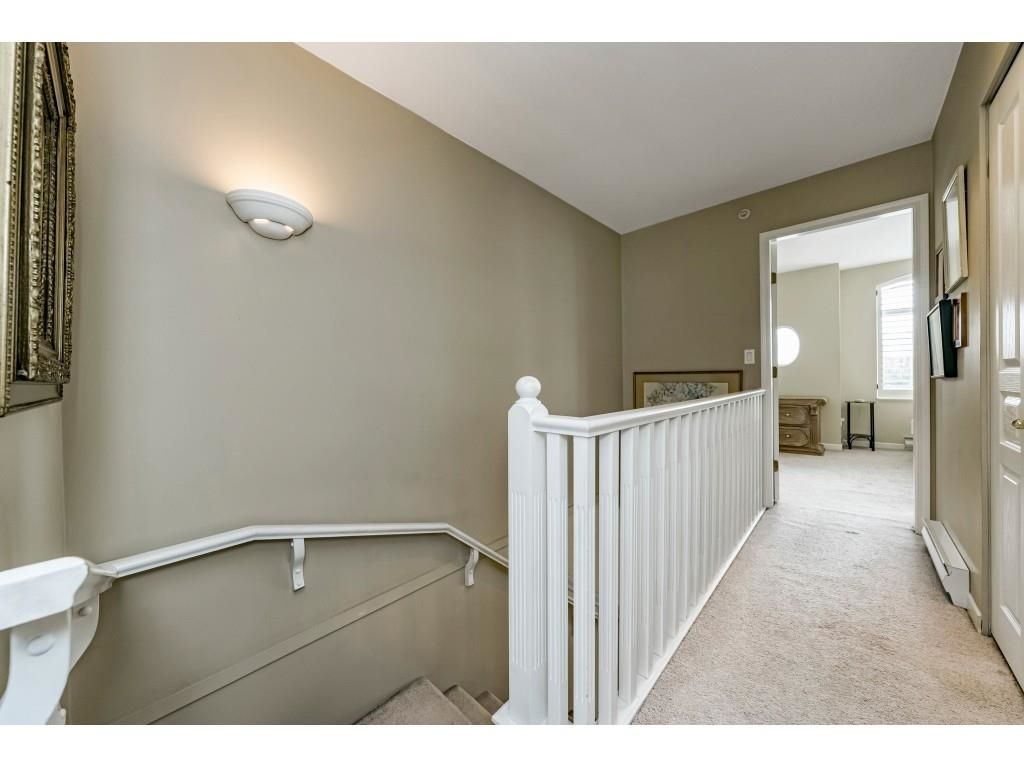 listing image 1100416535823000680