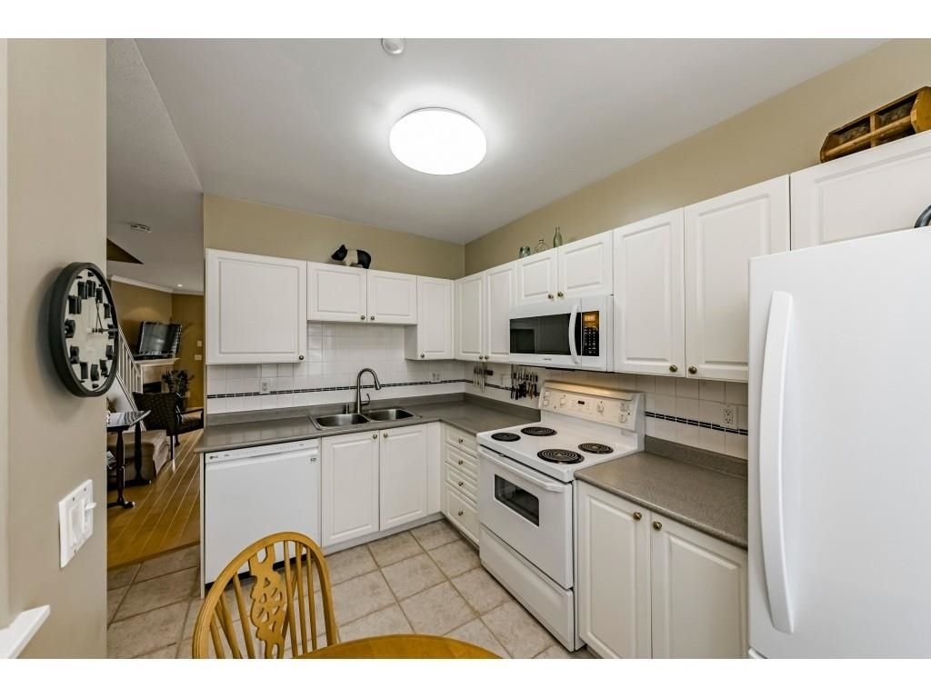 listing image 1108317254977333161