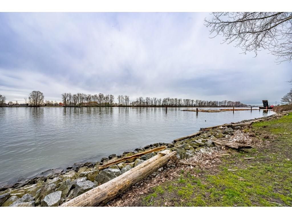 listing image 1109092396657401879