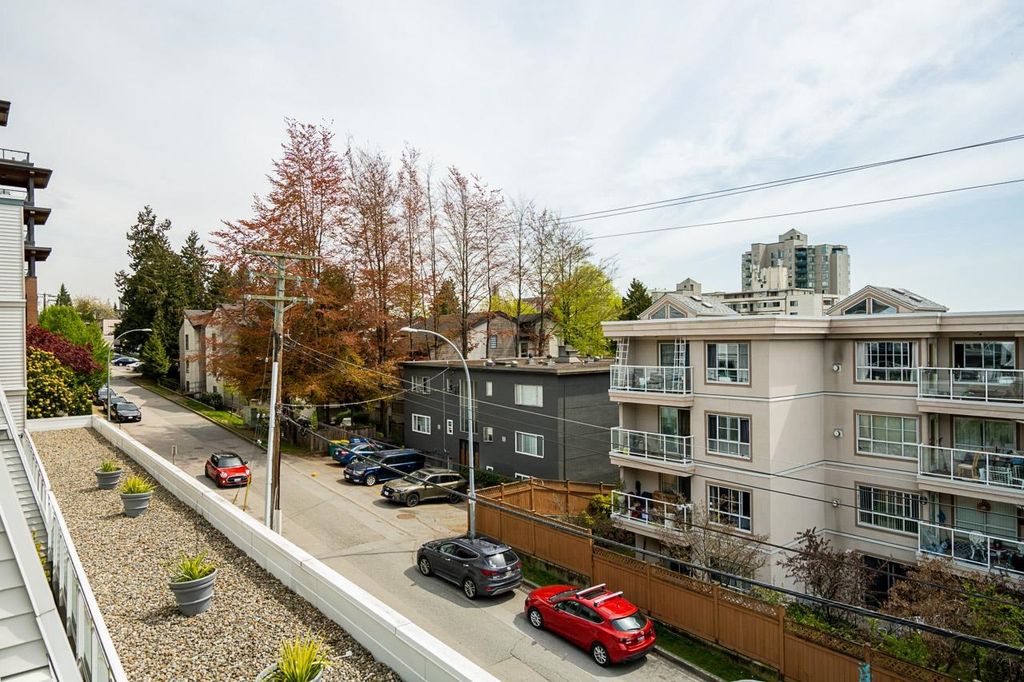 listing image 1107050232466530936