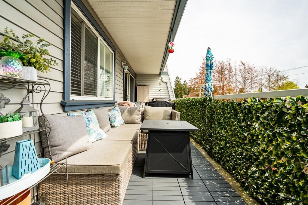 listing image 1102648918369348110