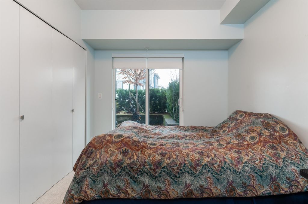 listing image 1103320912610084913