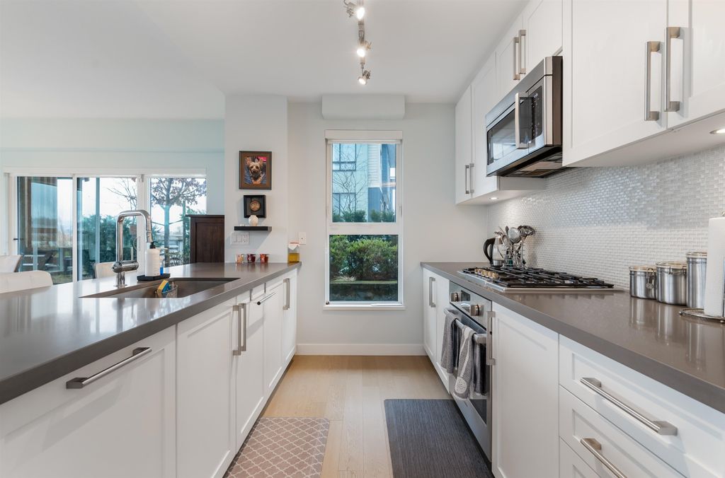 listing image 1106039719744501351