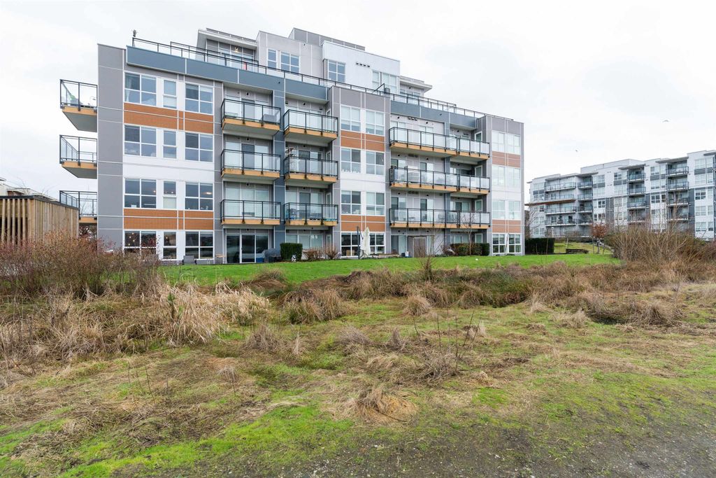 listing image 1107565383635361810