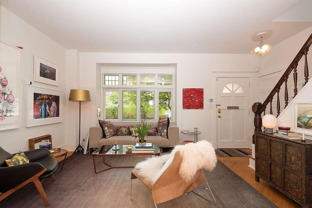 listing image 1106485824250475922
