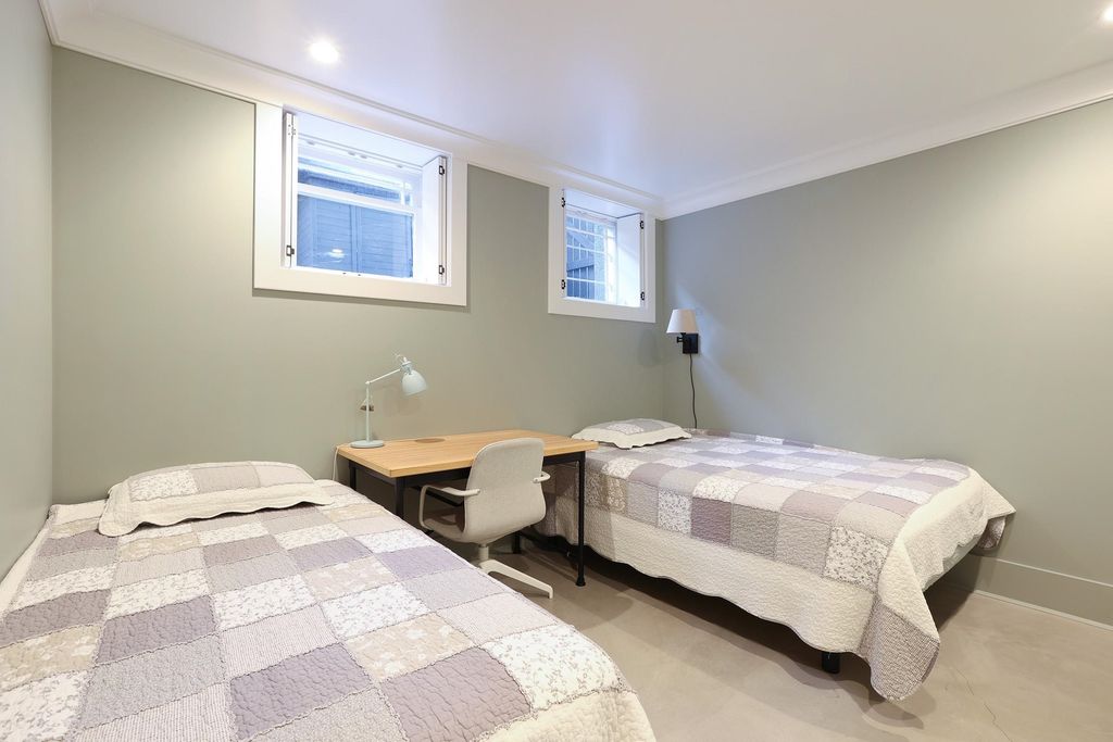 listing image 1105764129176163772