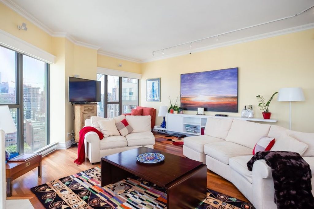 listing image 1102397304631936462