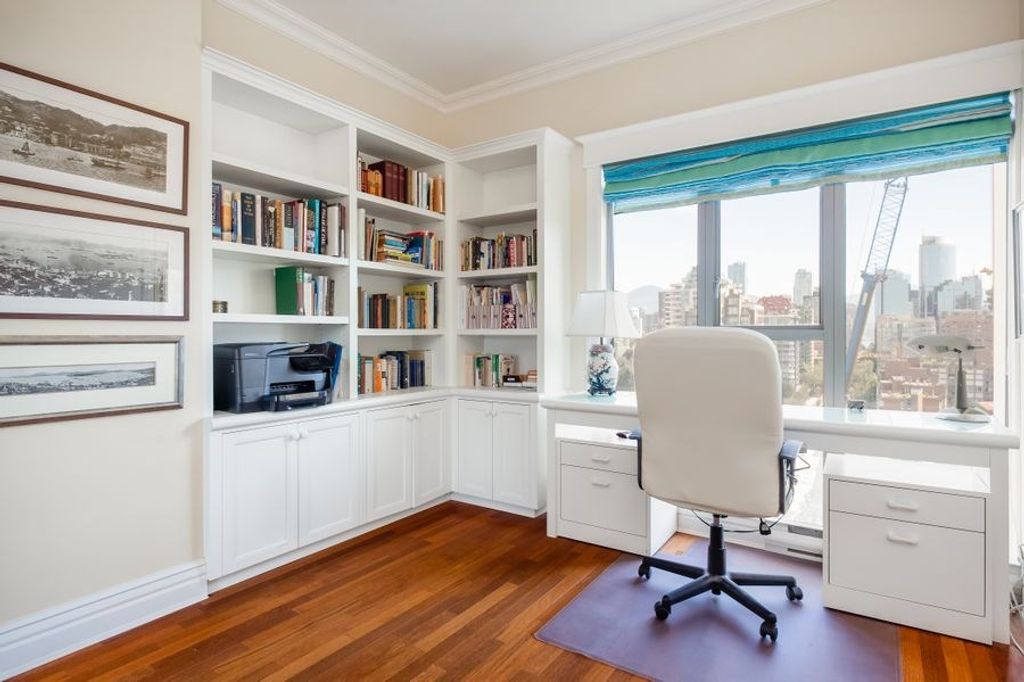 listing image 1108426858277013360