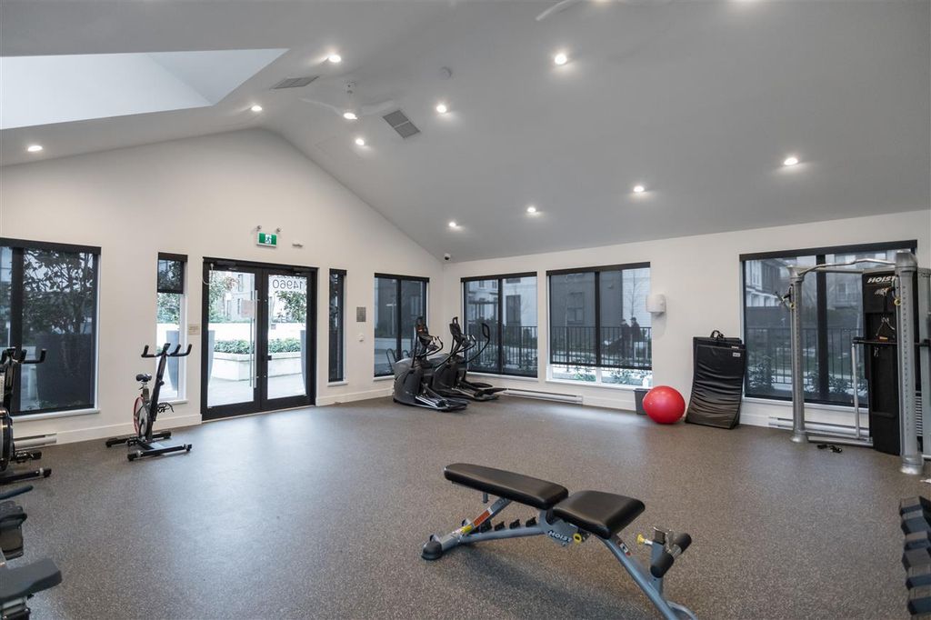listing image 1108092671076417417