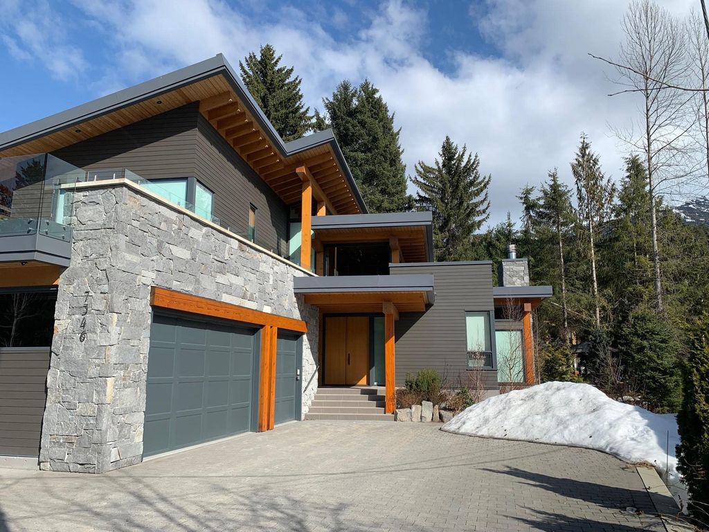 listing image 1106611975801176932