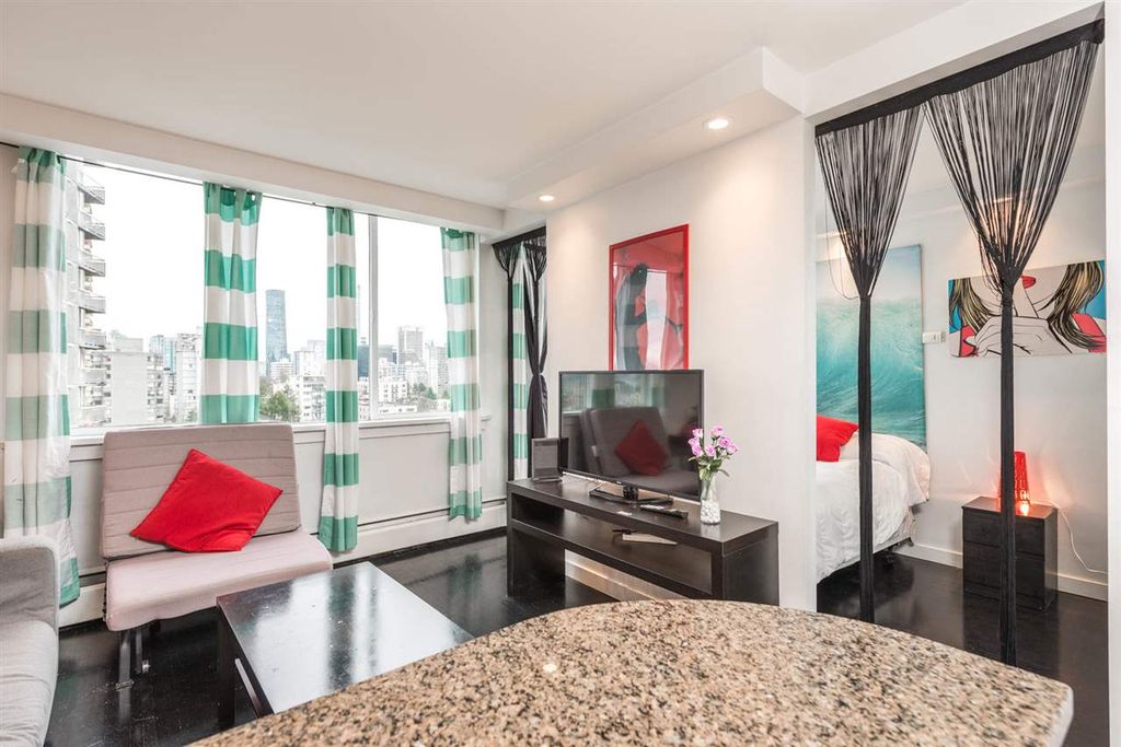 listing image 1104540690030570057