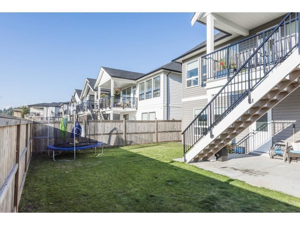 listing image 1109347738279674805