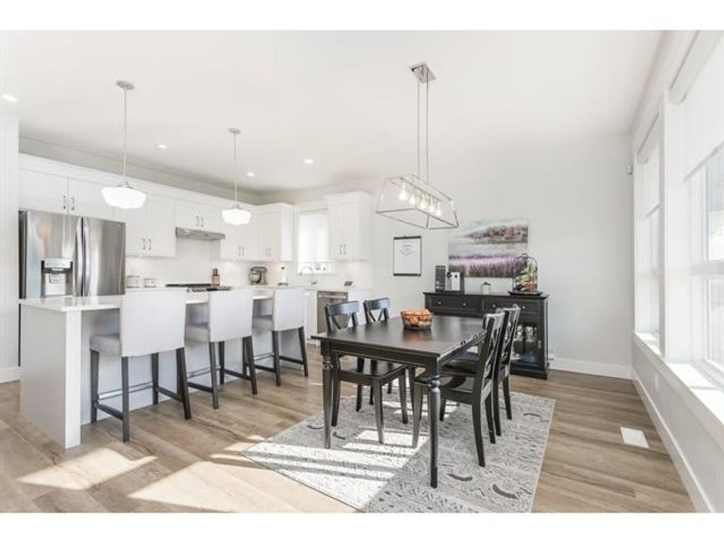 listing image 1108463943149467298