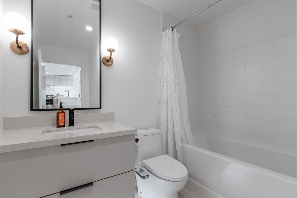listing image 1101498134154032127