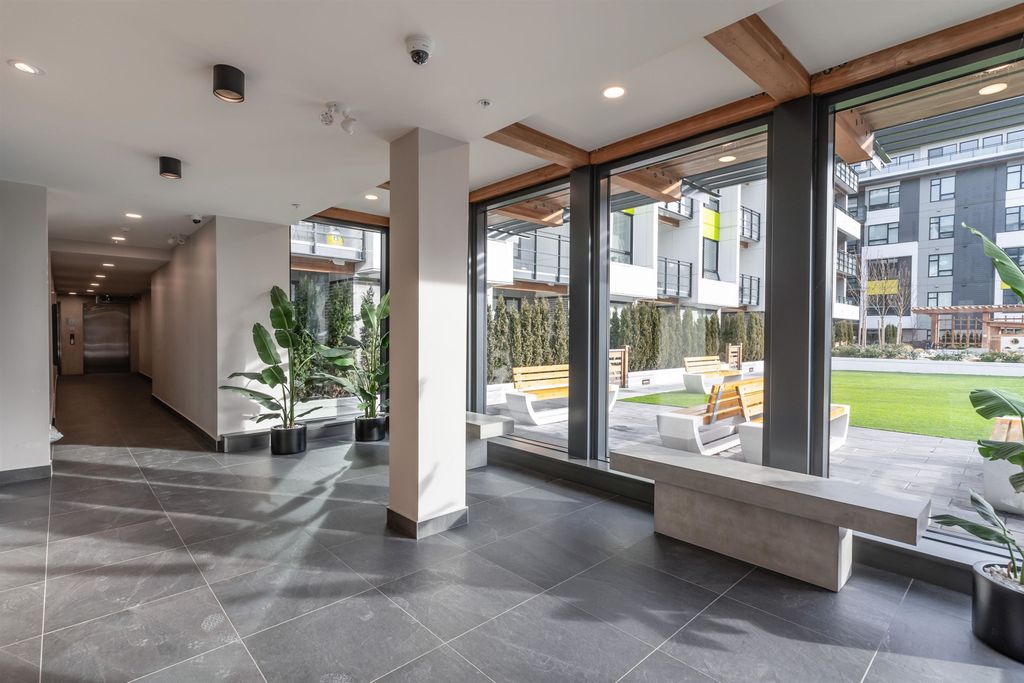 listing image 1106303272022870683