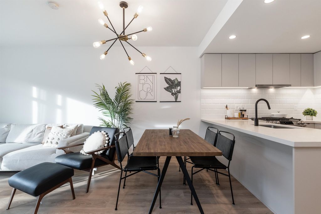listing image 1104423897099422810