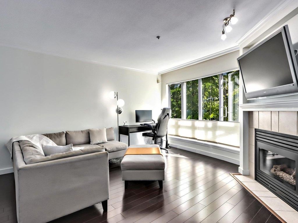 listing image 1107673792274356063