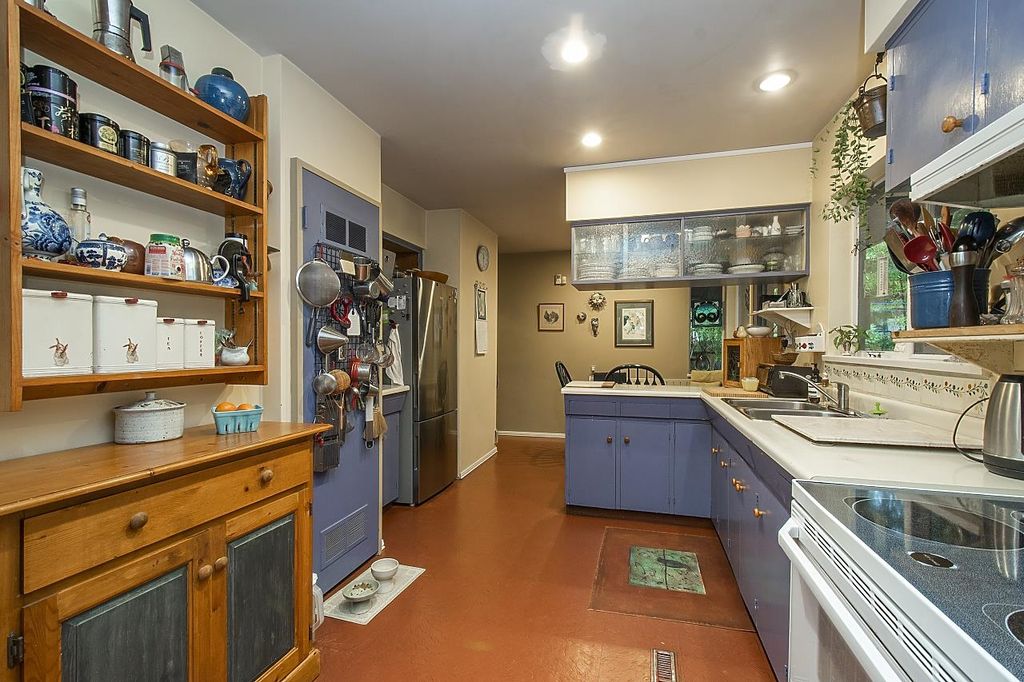 listing image 1101600850872345189