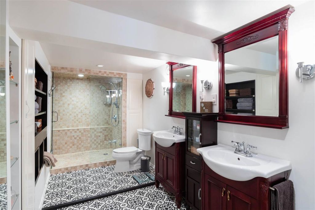 listing image 1109897627439839142