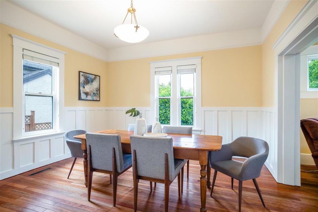 listing image 1109256852692930528