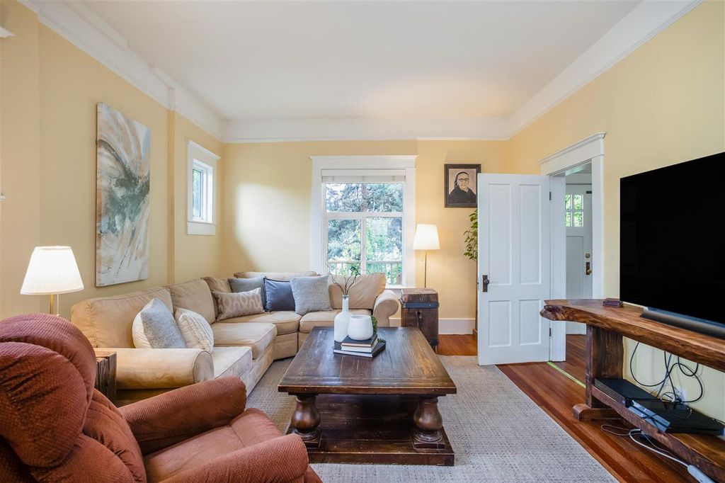 listing image 1102887067854979332