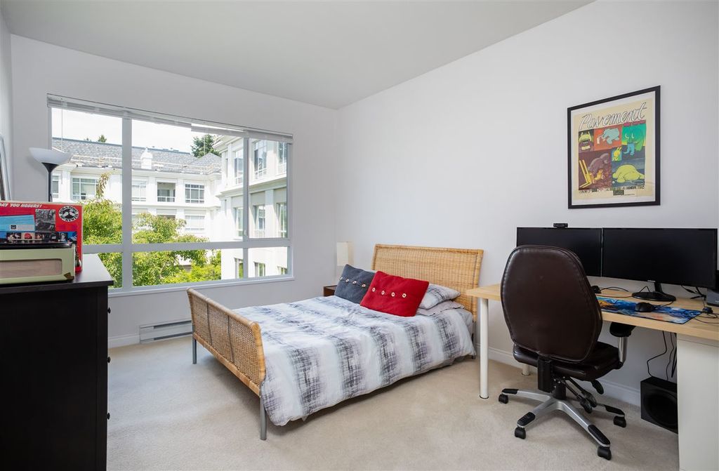 listing image 1106120028196466138