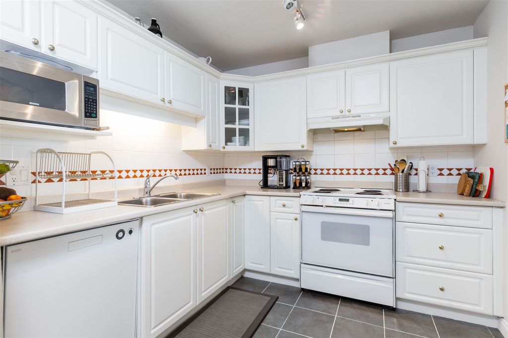 listing image 1109371711173650153