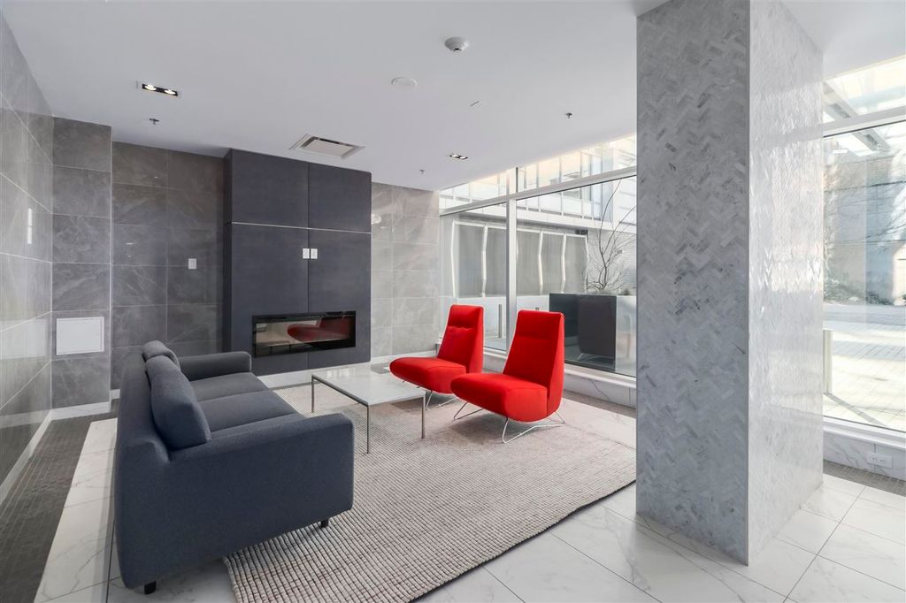 listing image 1105587296592940409