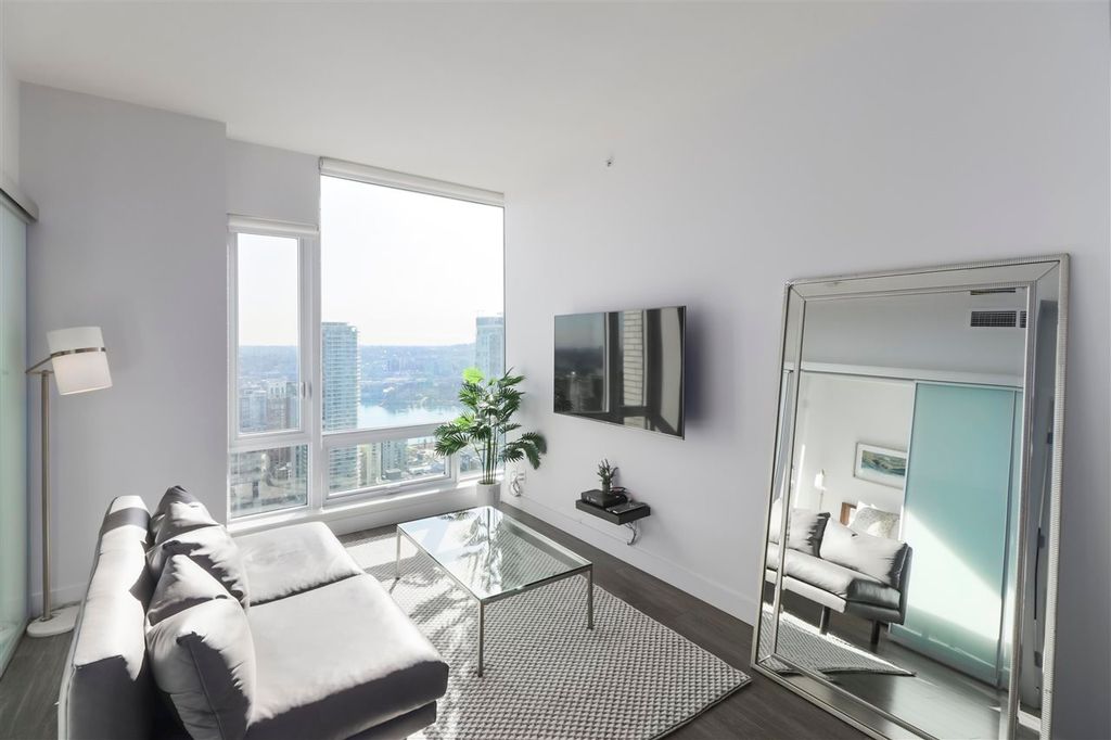 listing image 1109567756188998013