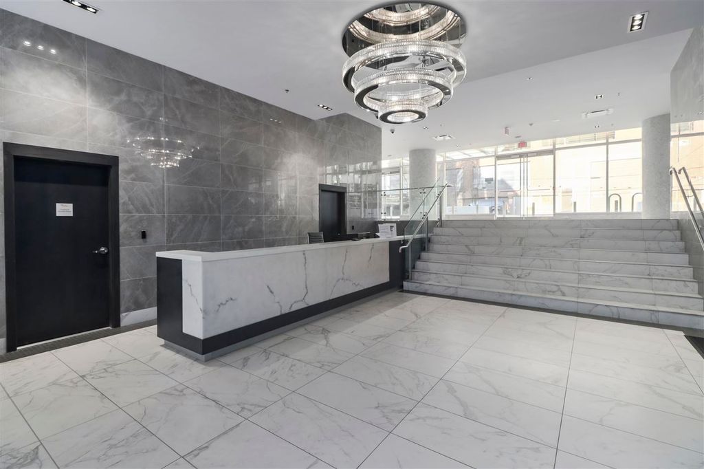 listing image 1101214223082057128