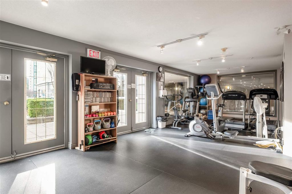 listing image 1105254428974166065