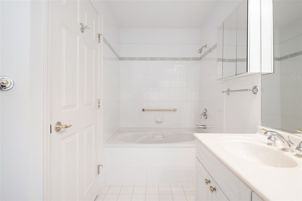 listing image 1101241095842641065