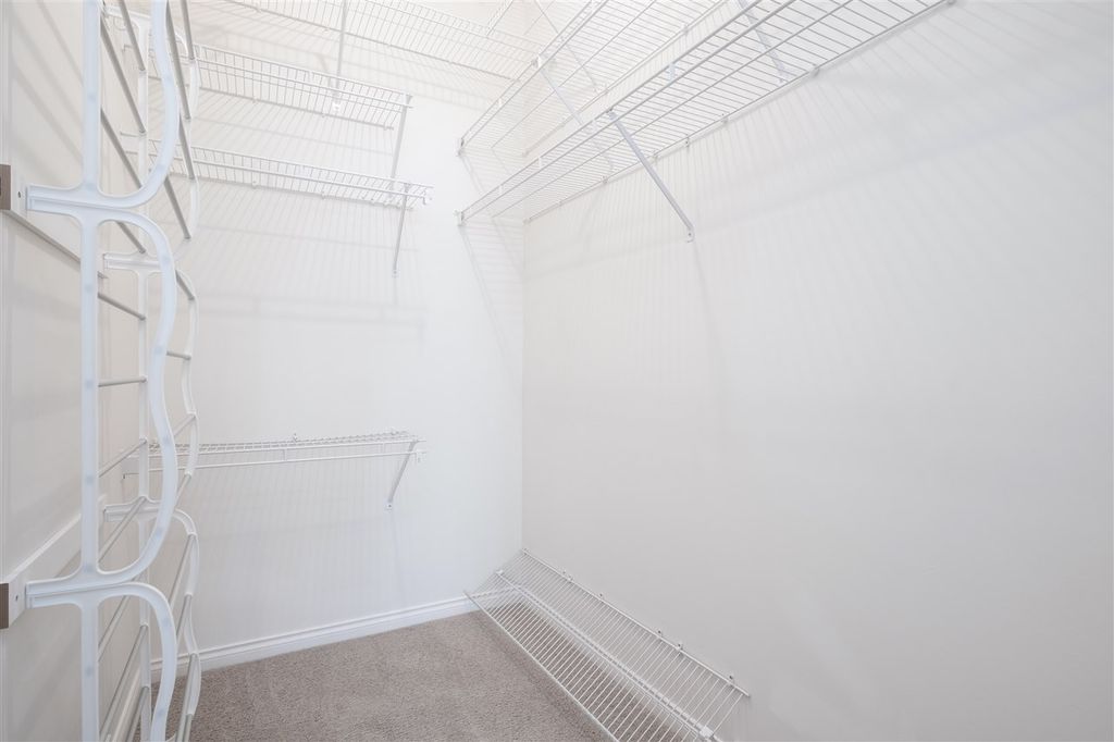 listing image 1107490325684123449