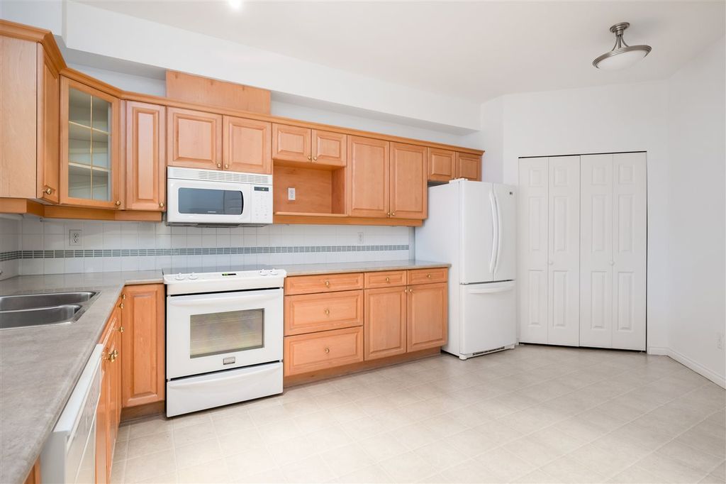 listing image 1105579389391549137